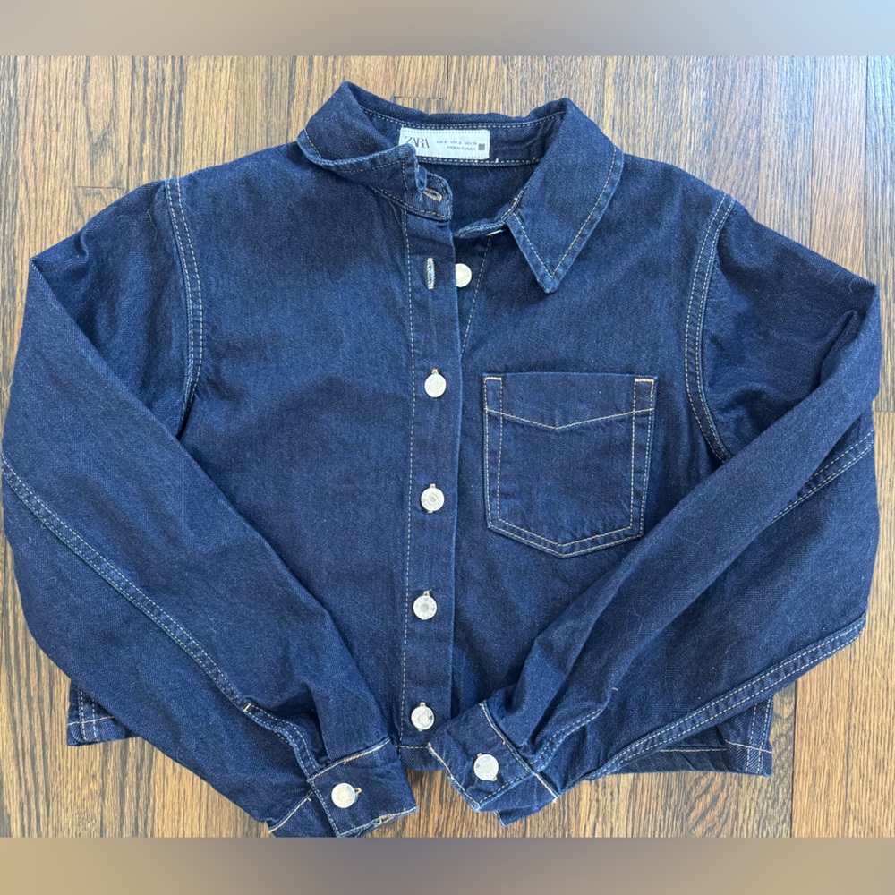 Zara Cropped Dark Denim Buttondown Size Small NWOT